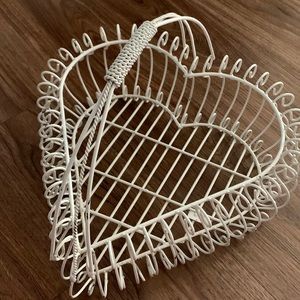 Shabby Chic, Heart Shaped, Metal Basket